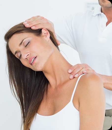 Effective Neck Pain Treatment | Max Physiotherapy | Physiotherapy, Chiropractic, Massage and Health & Wellness Clinic | NE Calgary